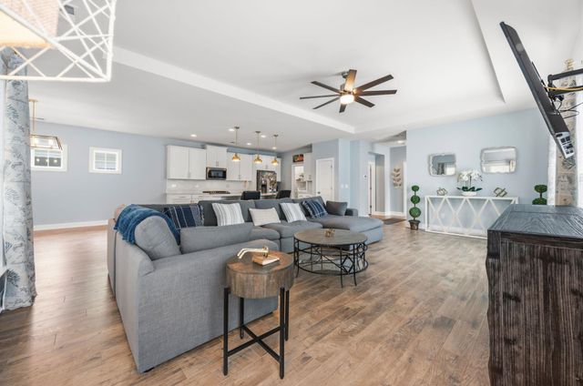 201 Splendor Circle, Murrells Inlet, SC 29576