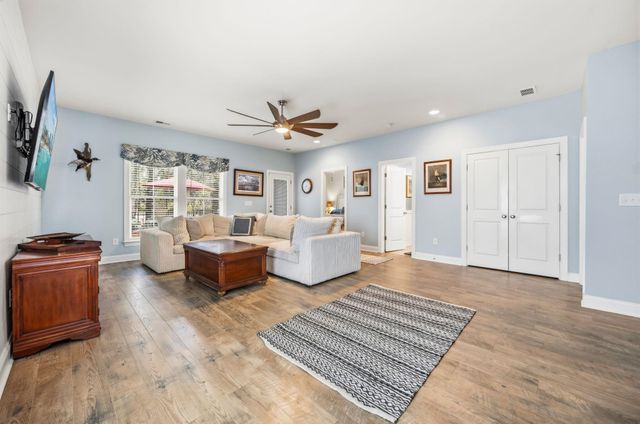 201 Splendor Circle, Murrells Inlet, SC 29576