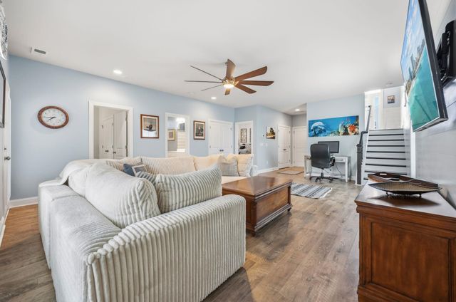 201 Splendor Circle, Murrells Inlet, SC 29576
