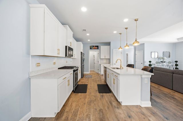 201 Splendor Circle, Murrells Inlet, SC 29576