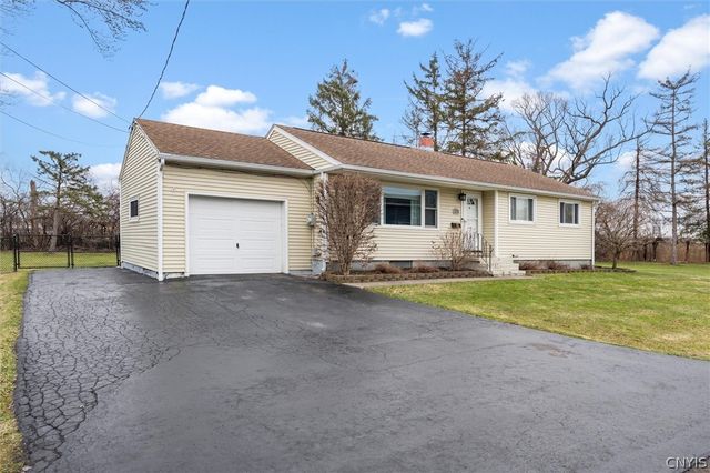 221 7th Street, Salina, NY 13088