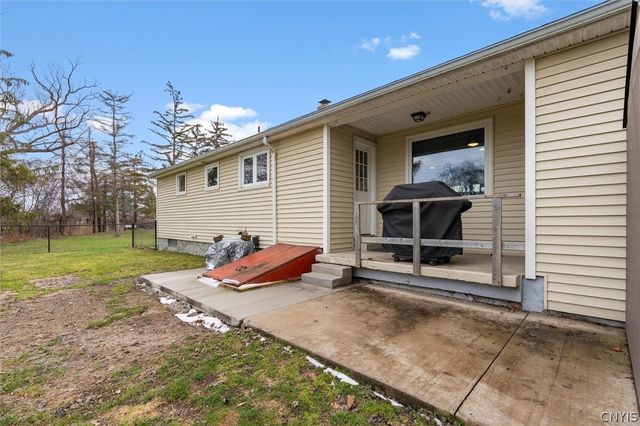 221 7th Street, Salina, NY 13088