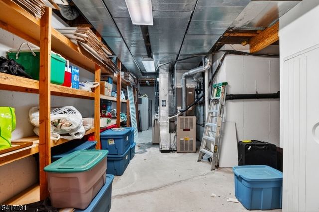 20 Conklin Ct, Roseland Boro, NJ 07068