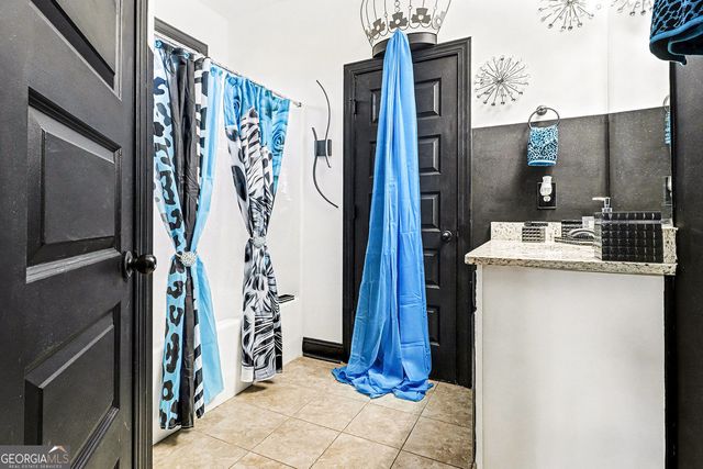 129 Limbaugh Valley Drive, Mcdonough, GA 30252