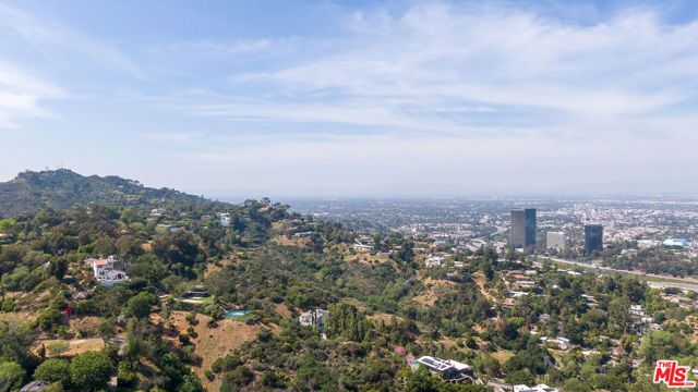 7264 Woodrow Wilson Drive, Los Angeles, CA 90046