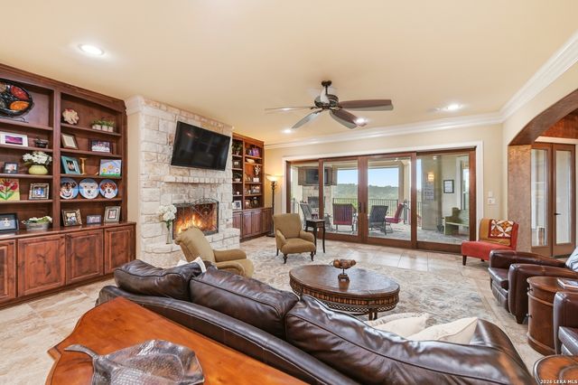 162 ALONDRA Lane, Spring Branch, TX 78070