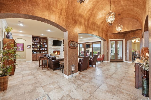 162 ALONDRA Lane, Spring Branch, TX 78070