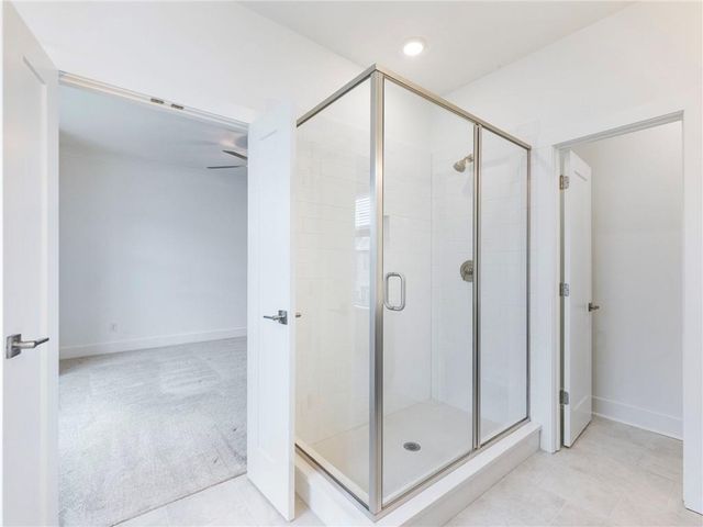 525 Ashbury Drive, Roswell, GA 30076