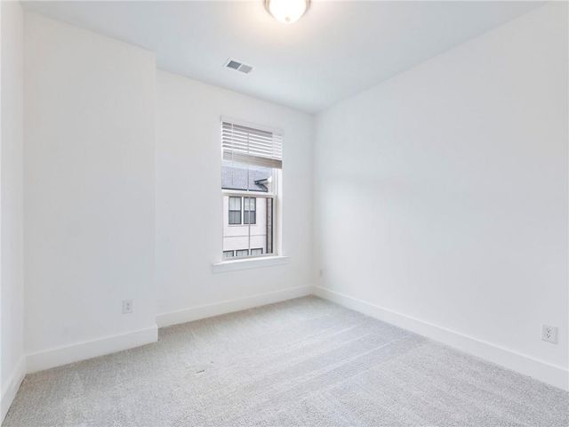 525 Ashbury Drive, Roswell, GA 30076