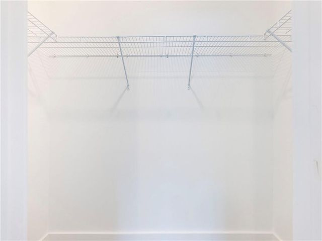 525 Ashbury Drive, Roswell, GA 30076