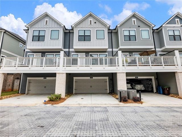 525 Ashbury Drive, Roswell, GA 30076