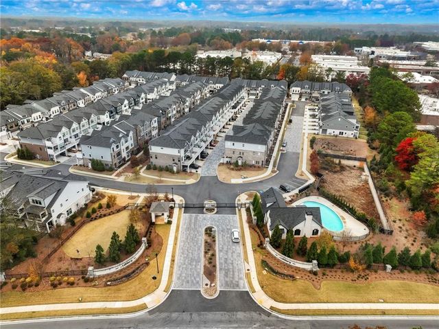 525 Ashbury Drive, Roswell, GA 30076