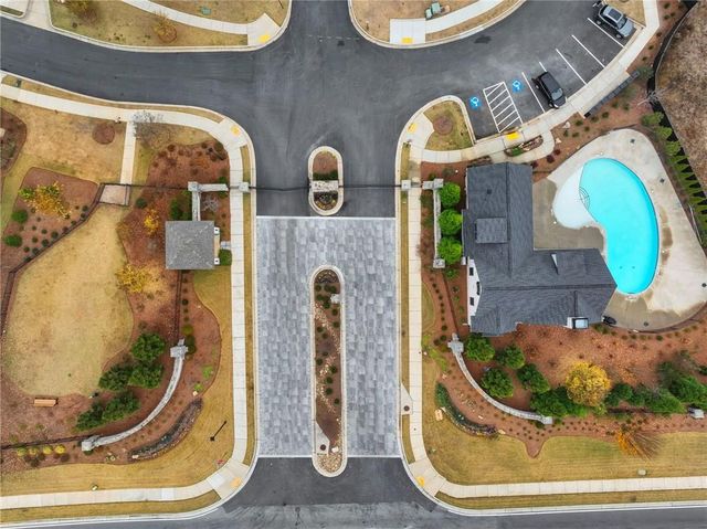 525 Ashbury Drive, Roswell, GA 30076