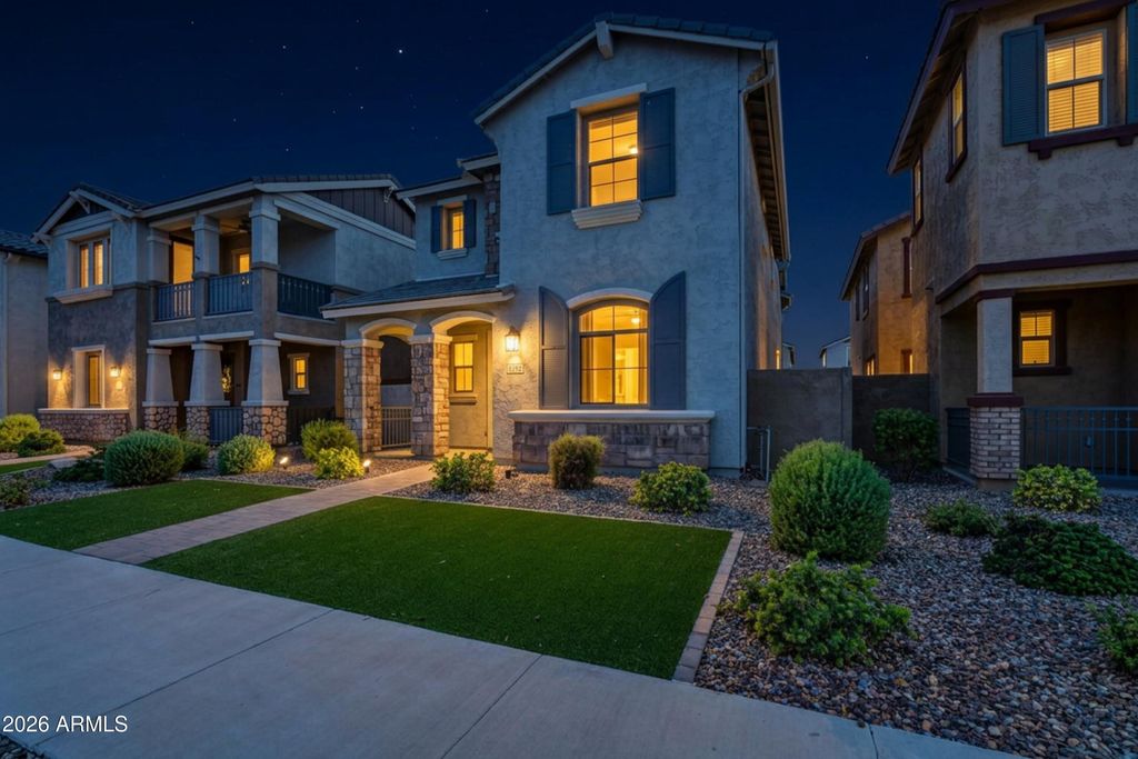 2498 S BETTY Street, Gilbert, AZ 85295 — photo 4