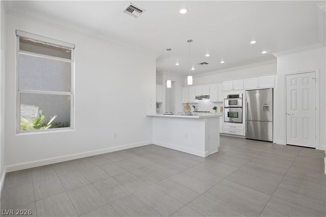 1944 Summer Palm Place 101, Las Vegas, NV 89134