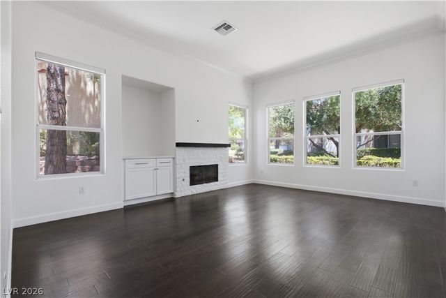 1944 Summer Palm Place 101, Las Vegas, NV 89134