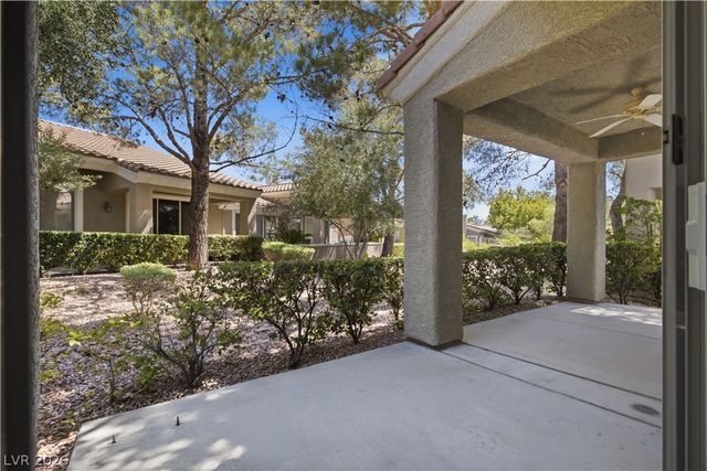 1944 Summer Palm Place 101, Las Vegas, NV 89134