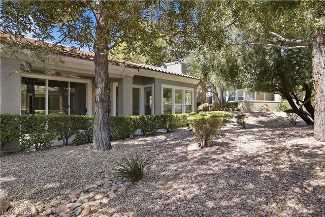1944 Summer Palm Place 101, Las Vegas, NV 89134