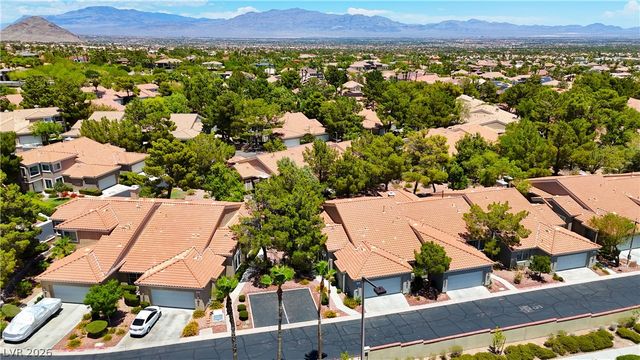 1944 Summer Palm Place 101, Las Vegas, NV 89134