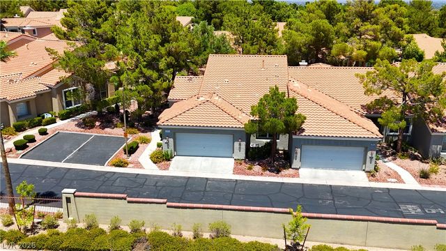 1944 Summer Palm Place 101, Las Vegas, NV 89134