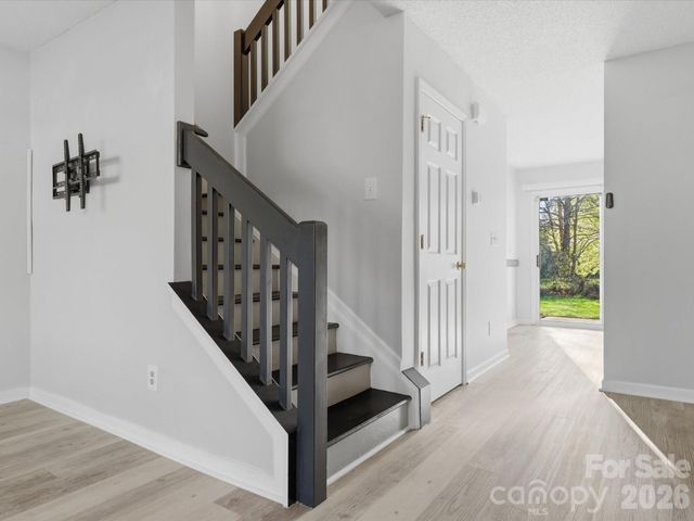 2940 Mayer House Court, Charlotte, NC 28214