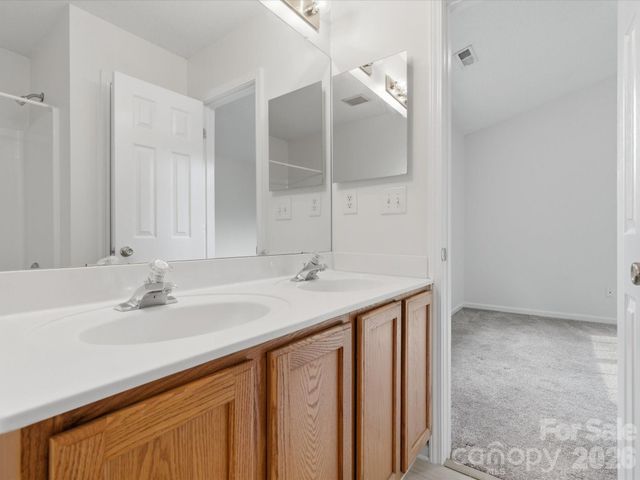 2940 Mayer House Court, Charlotte, NC 28214