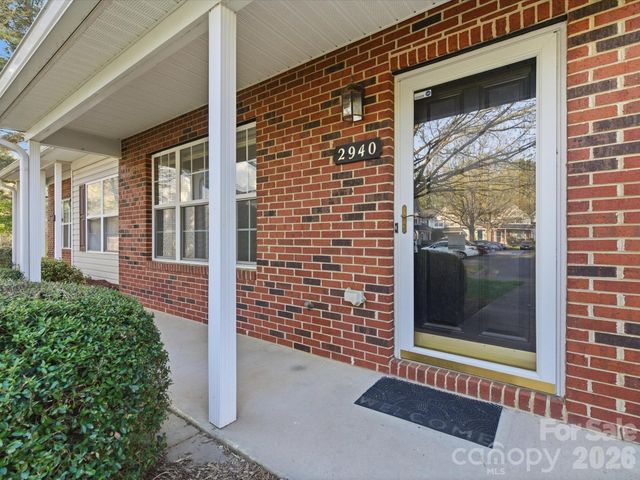 2940 Mayer House Court, Charlotte, NC 28214