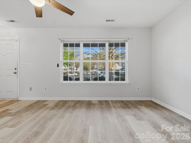 2940 Mayer House Court, Charlotte, NC 28214