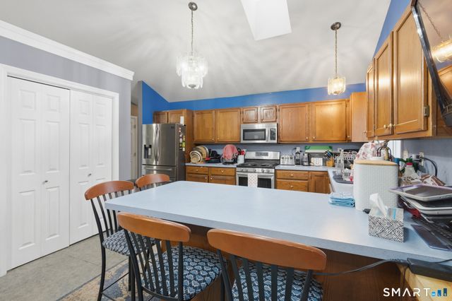 29 Ancient Highway, Oxford, CT 06478