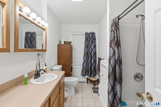 29 Ancient Highway, Oxford, CT 06478