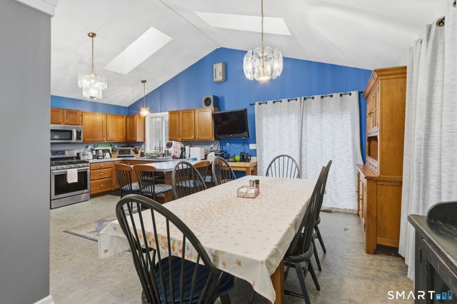 29 Ancient Highway, Oxford, CT 06478