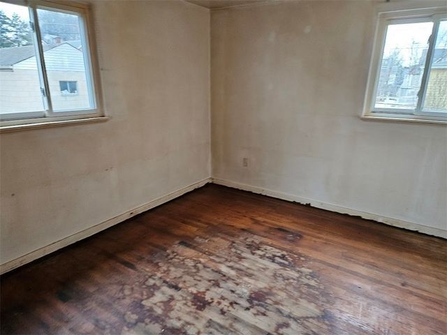 1808 Ridge Ave, Coraopolis, PA 15108