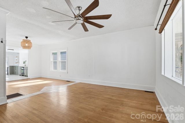 200 Feimster Street, Statesville, NC 28677