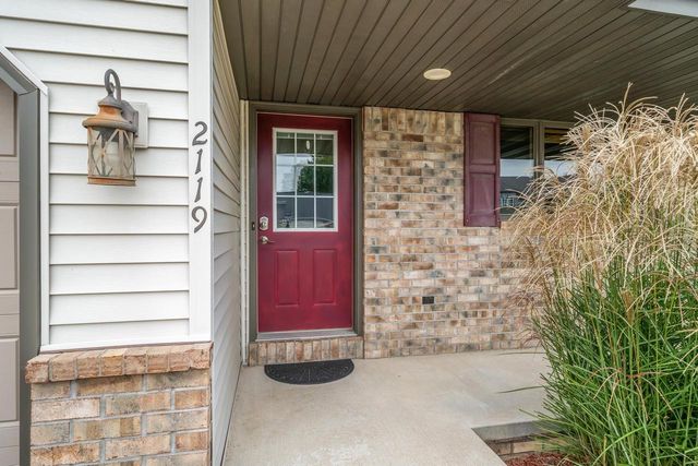 2119 CLOUDVIEW COURT, Appleton, WI 54914