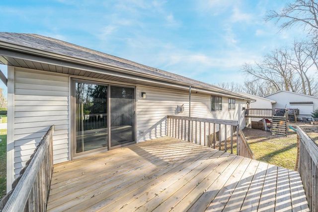 2119 CLOUDVIEW COURT, Appleton, WI 54914