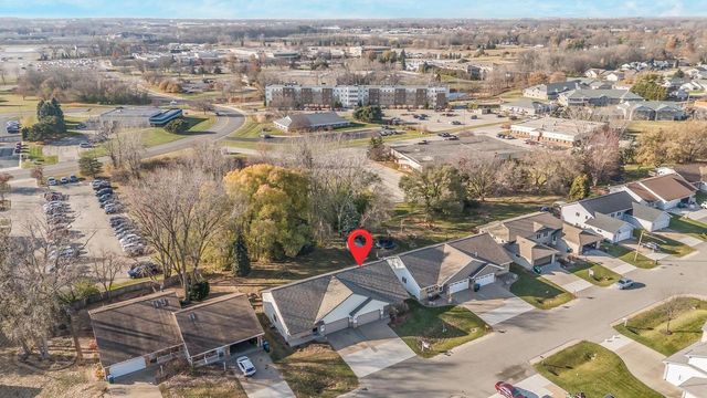 2119 CLOUDVIEW COURT, Appleton, WI 54914