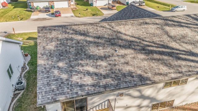 2119 CLOUDVIEW COURT, Appleton, WI 54914