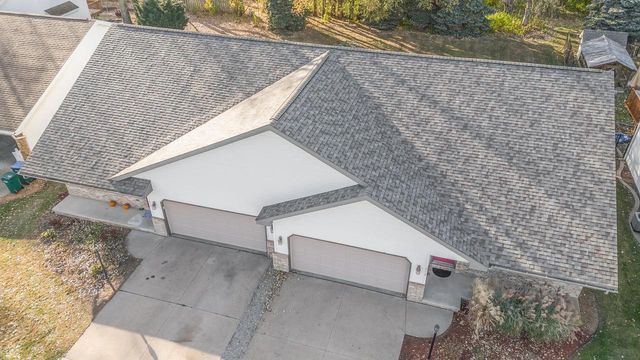 2119 CLOUDVIEW COURT, Appleton, WI 54914