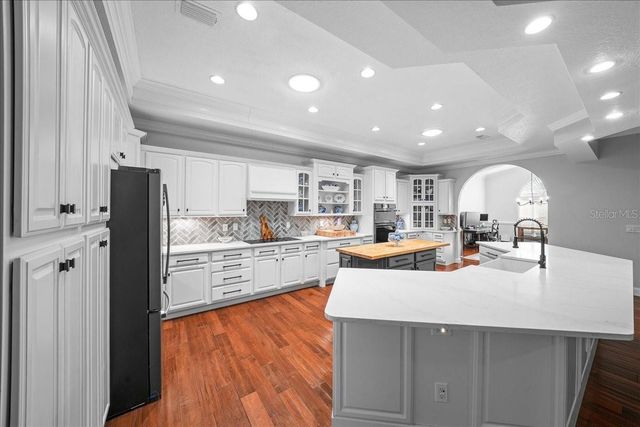 2323 SE 18TH CIRCLE, Ocala, FL 34471