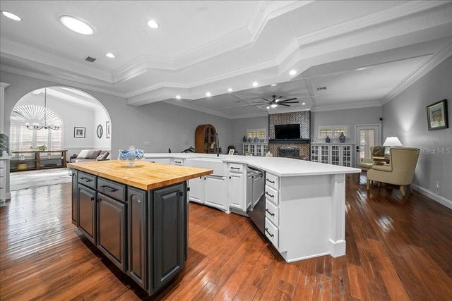 2323 SE 18TH CIRCLE, Ocala, FL 34471