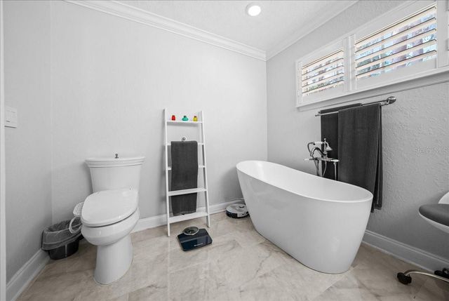 2323 SE 18TH CIRCLE, Ocala, FL 34471