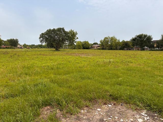 2933 Indiana Street, Fresno, TX 77545