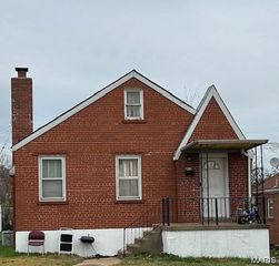 815 Portland Terrace, St Louis, MO 63147