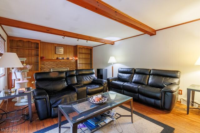 545 Oakridge Drive, Youngstown, OH 44512