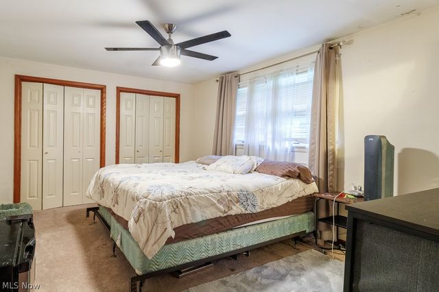 545 Oakridge Drive, Youngstown, OH 44512
