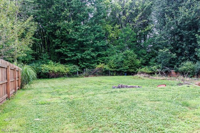545 Oakridge Drive, Youngstown, OH 44512