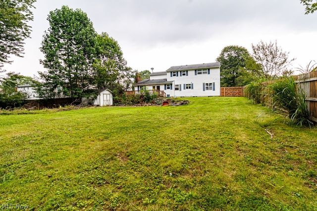 545 Oakridge Drive, Youngstown, OH 44512