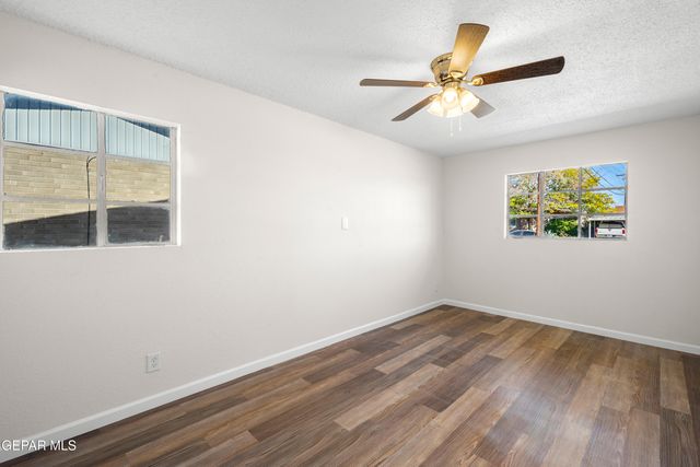 9323 HOLLINGS Street, El Paso, TX 79924