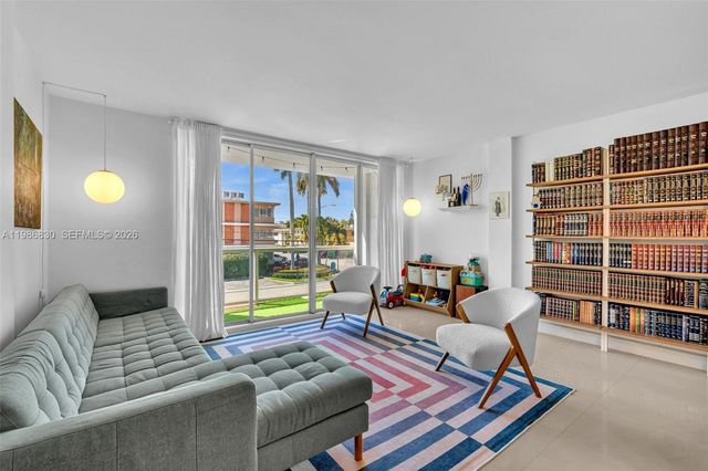 9381 E Bay Harbor Dr 202s, Bay Harbor Islands, FL 33154