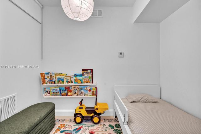 9381 E Bay Harbor Dr 202s, Bay Harbor Islands, FL 33154